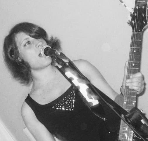 A Cena Underground que Marcou uma Geração em Curitiba